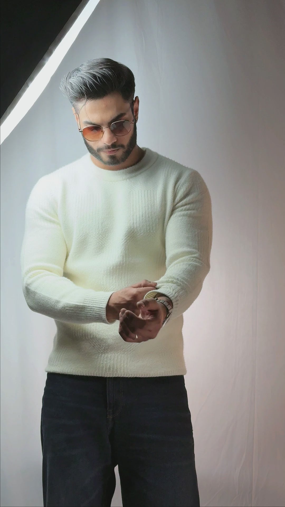 Off-White Crew neck Sweater